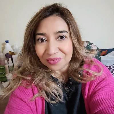 Gloria M.