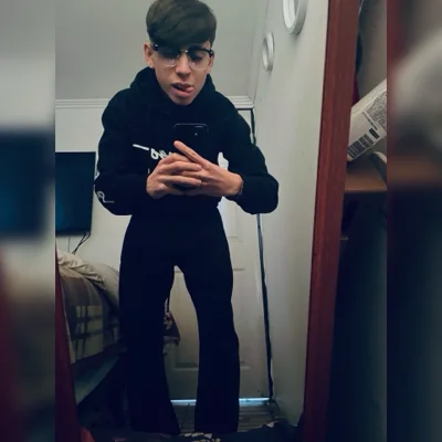 Tomas B.