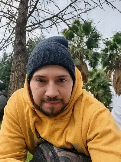 Cesar R.