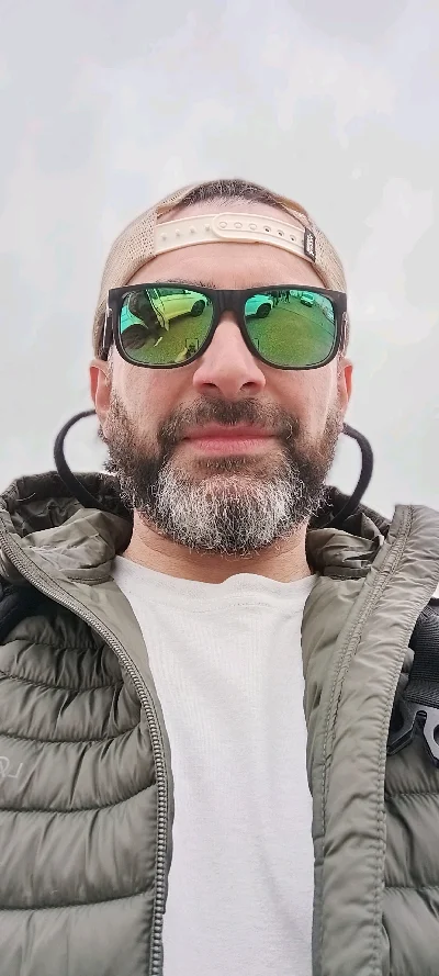 Christian R.