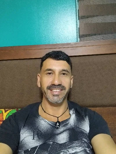 Julio Z.