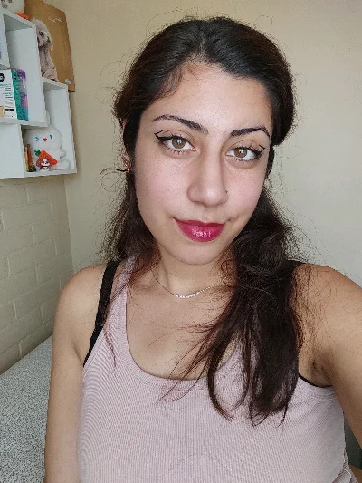 Carola V.