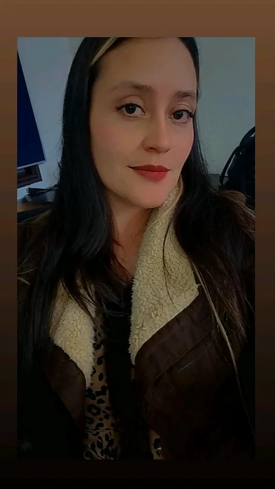 Christel T.