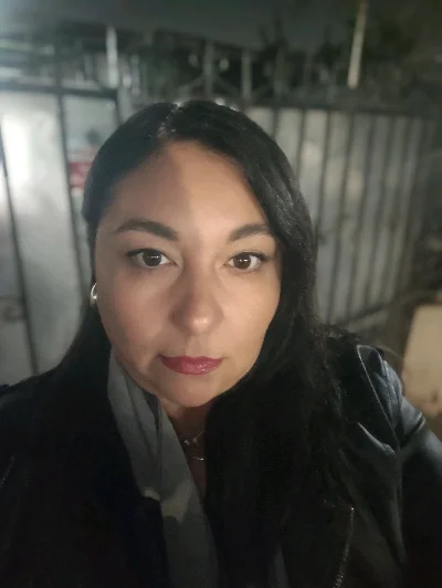 Gloria C.