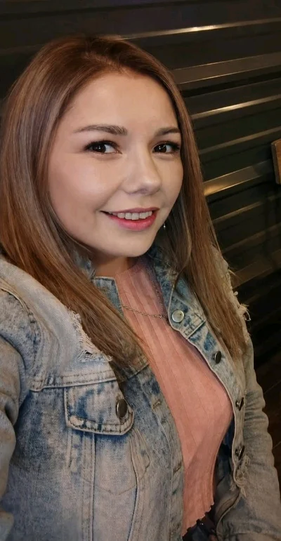 Ximena C.