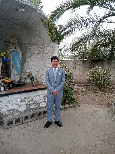 Esteban V.