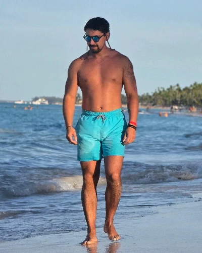 Luis F.