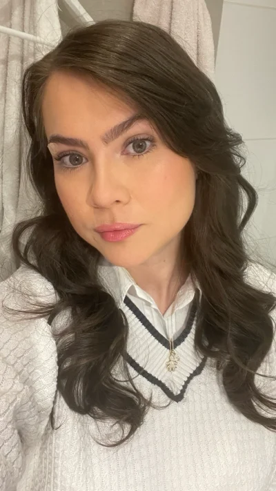 Jhovana B.