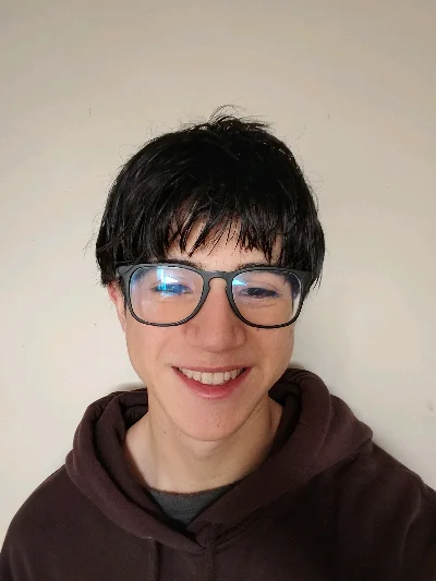 Nicolás E.