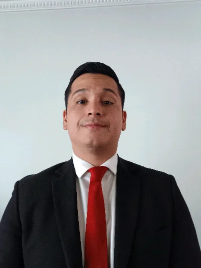 Luis V.