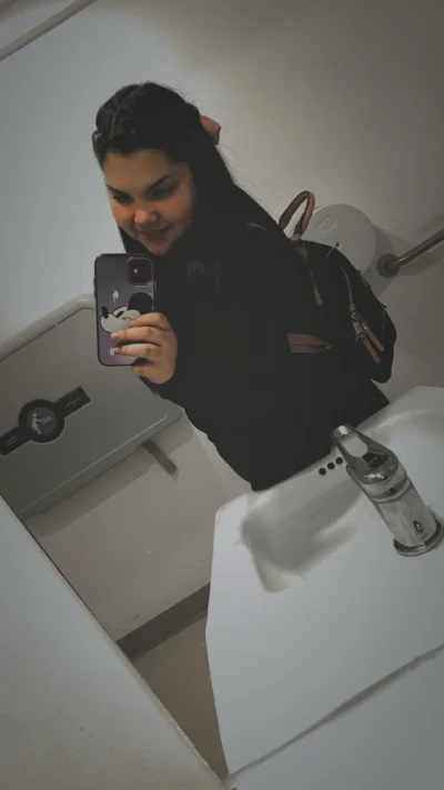 Fernanda A.