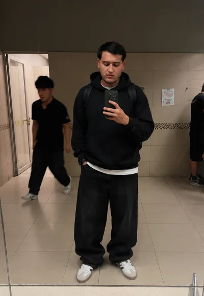 Alejandro R.