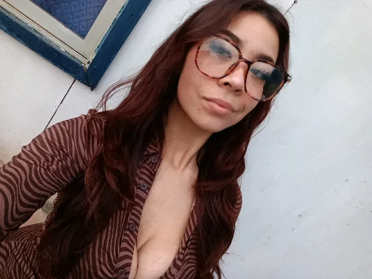Tania G.