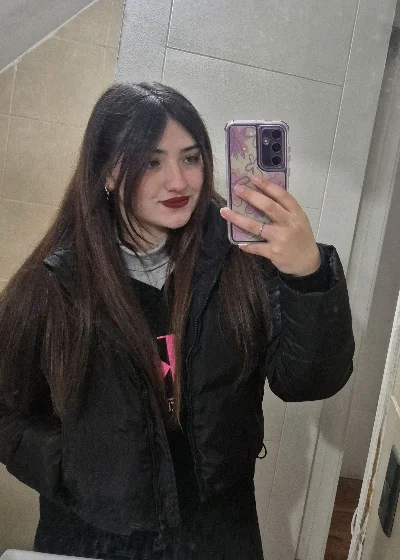 Vicky A.