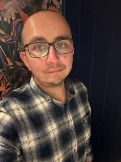 Roberto V.