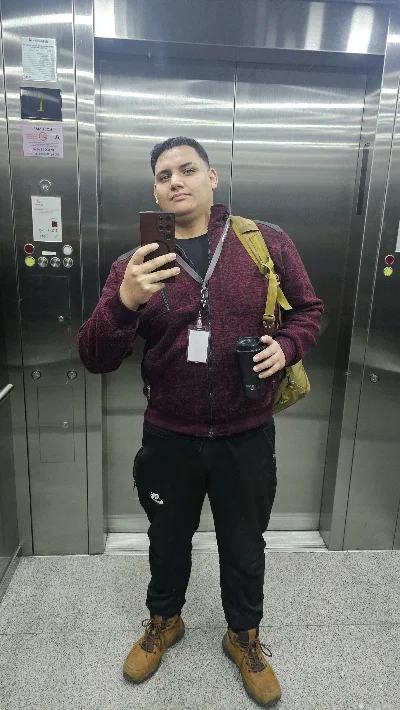 Brayan E.