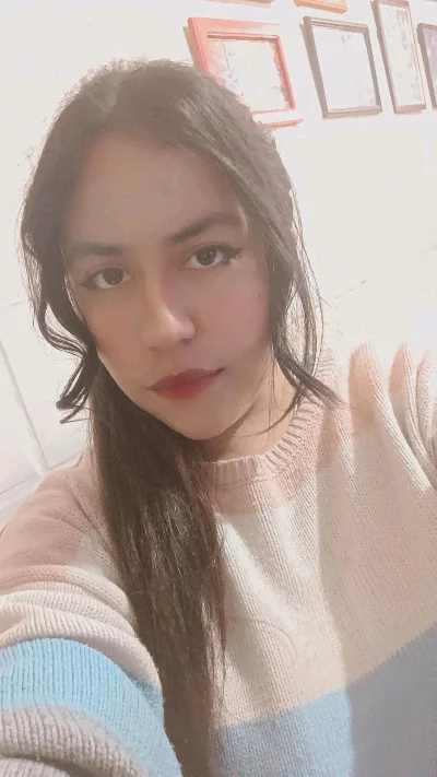 Ivonne C.