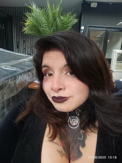 Nayra C.