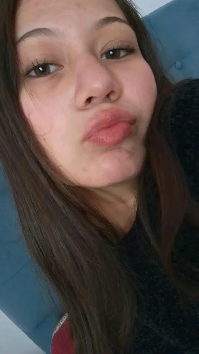 Ariela C.