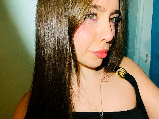Nicole G.