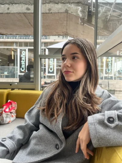 Antonia Á.