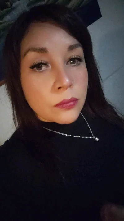 Violeta M.