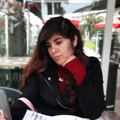 Paula T.