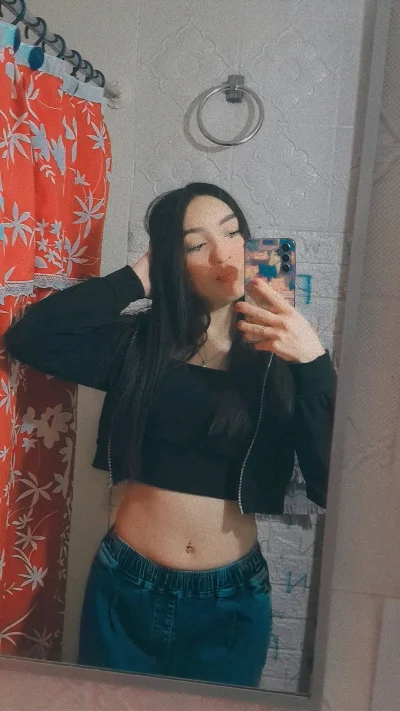 Nayeli B.