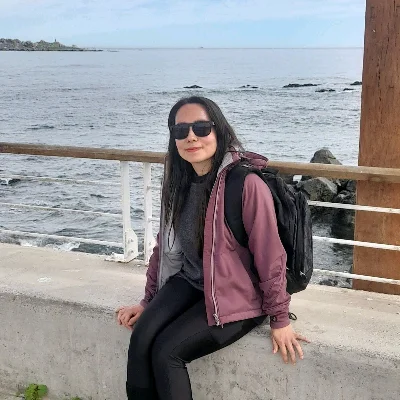 Constanza V.