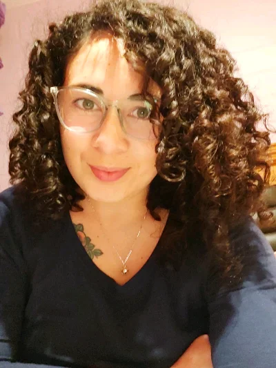 Denisse E.