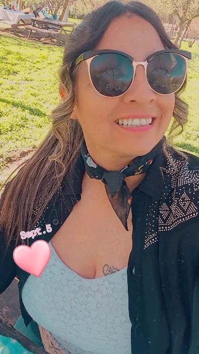 Yessenia D.