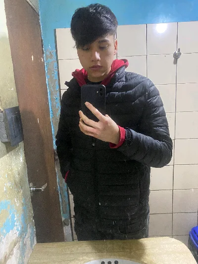 Simon M.