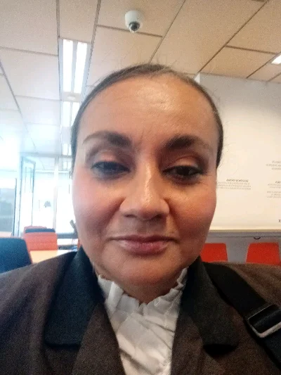 Nidia E.